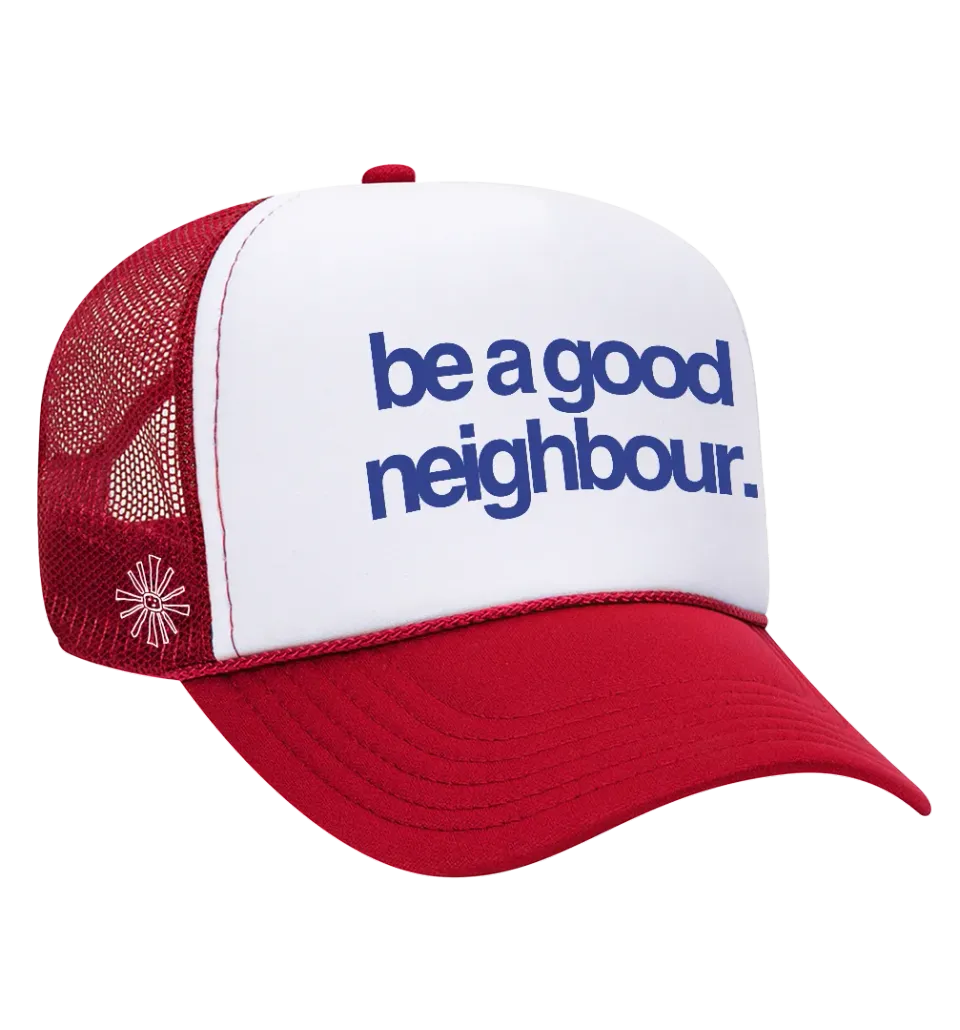Be A Good Neighbour cappellino trucker mesh ricamato